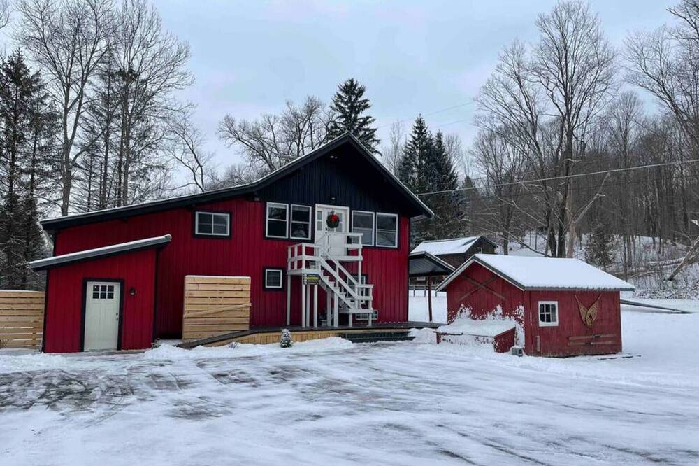 Photo of Others in Blodgett Mills