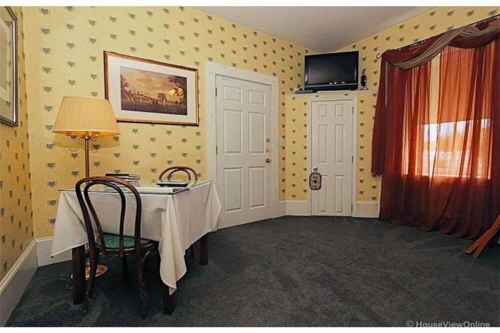 Photo of Bedroom in Ste Genevieve
