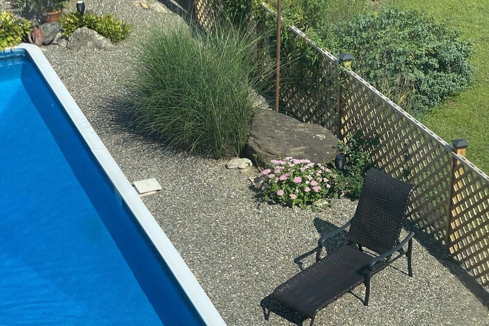 Photo of Outdoor in Hollowville