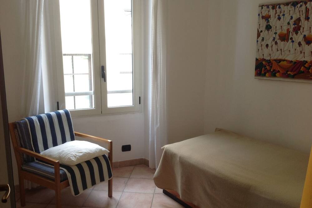 Photo of Bedroom in Le Suquet