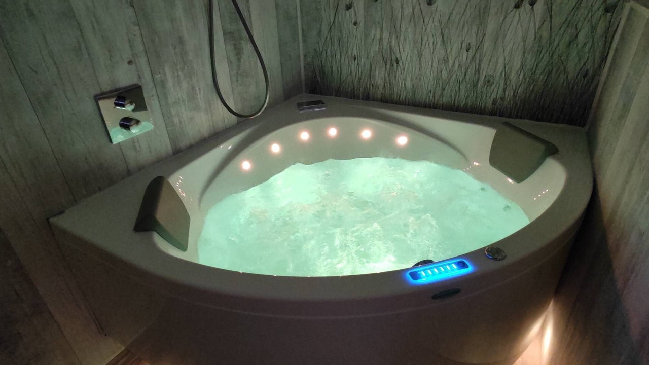 Photo of Bathroom in Peret