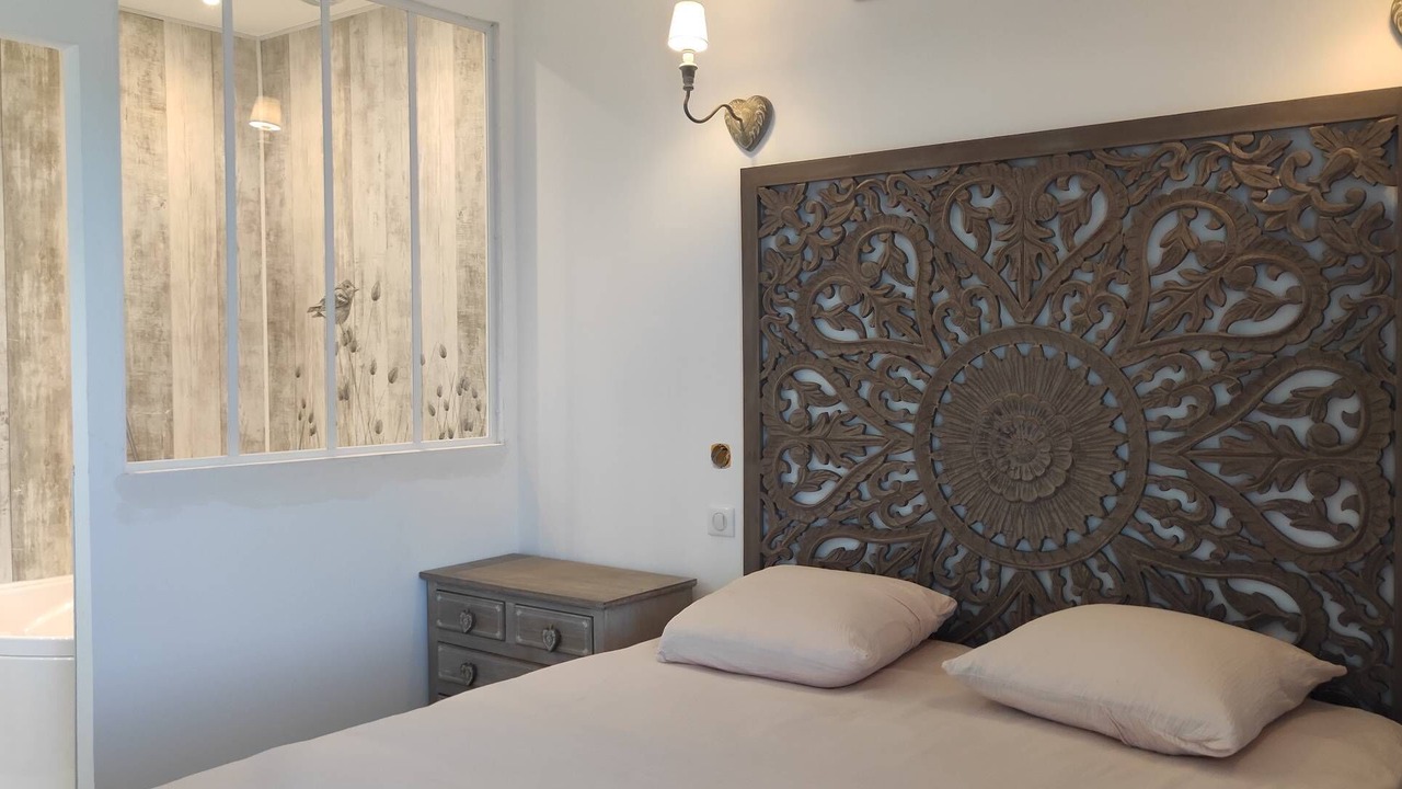 Photo of Bedroom in Peret