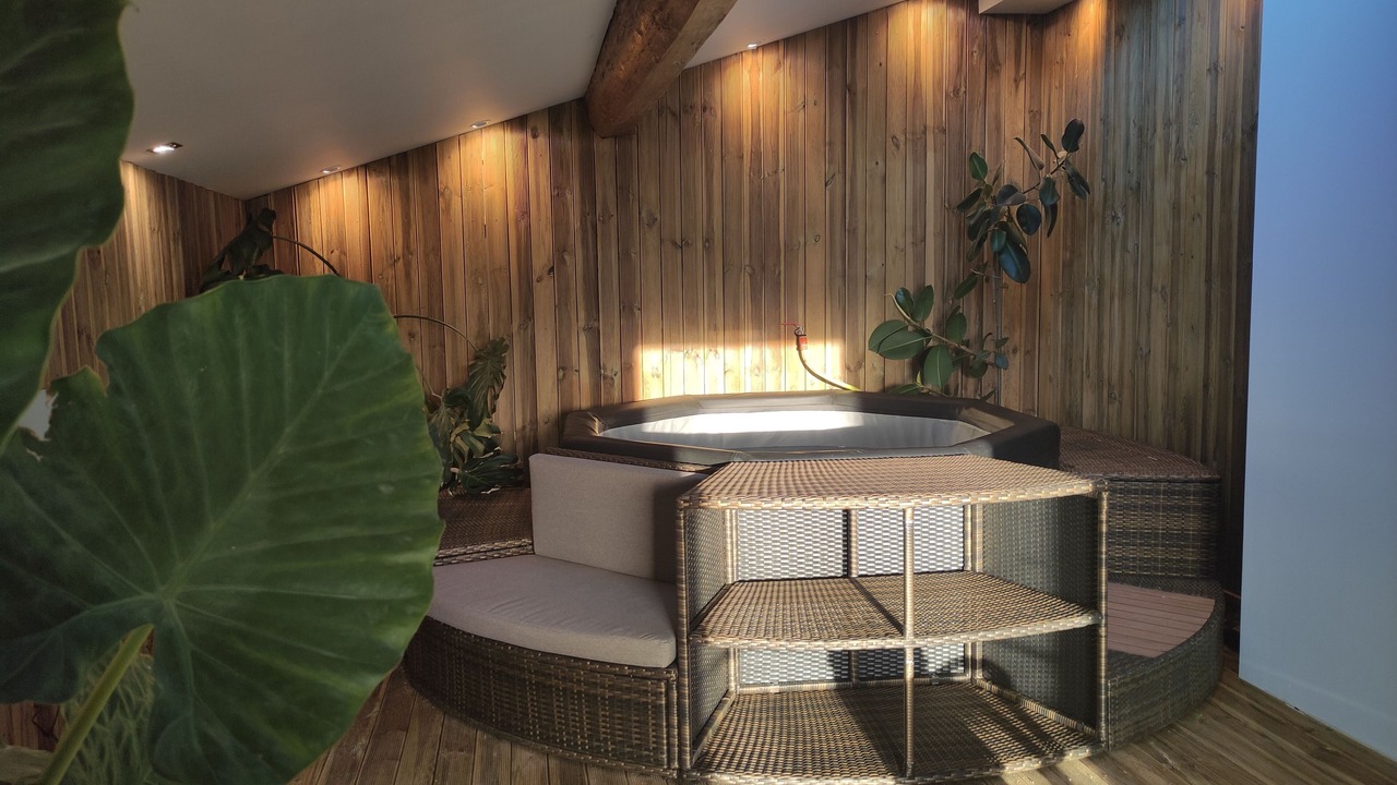 Photo of Others in Peret