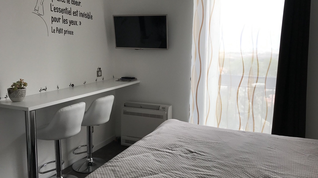 Photo of Bedroom in Peret