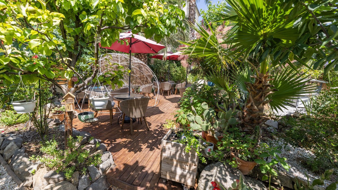 Photo of Outdoor in Peret