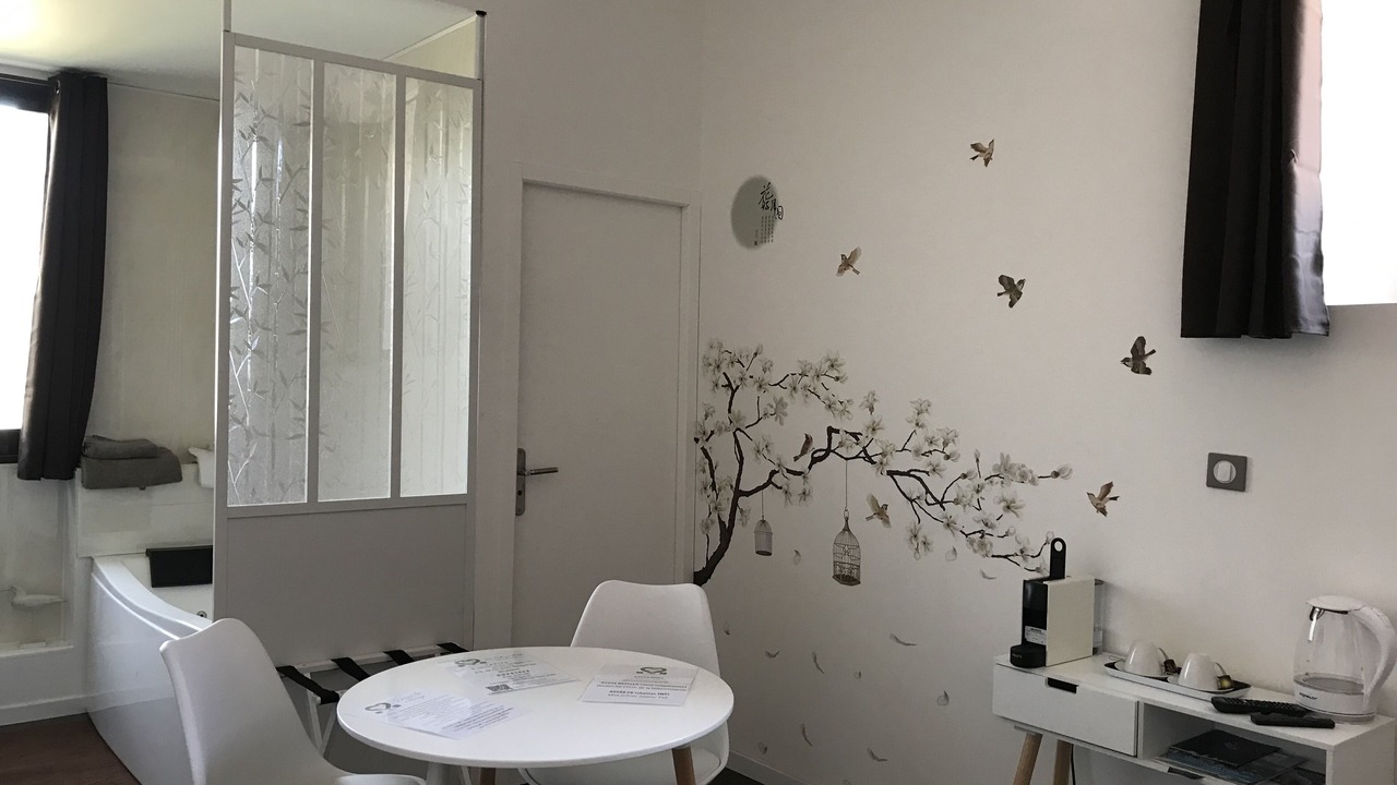 Photo of Bedroom in Peret