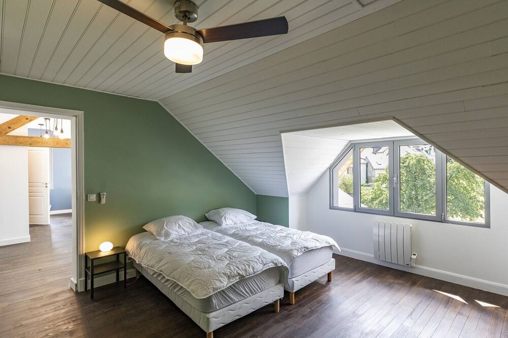 Photo of Bedroom in Esterre
