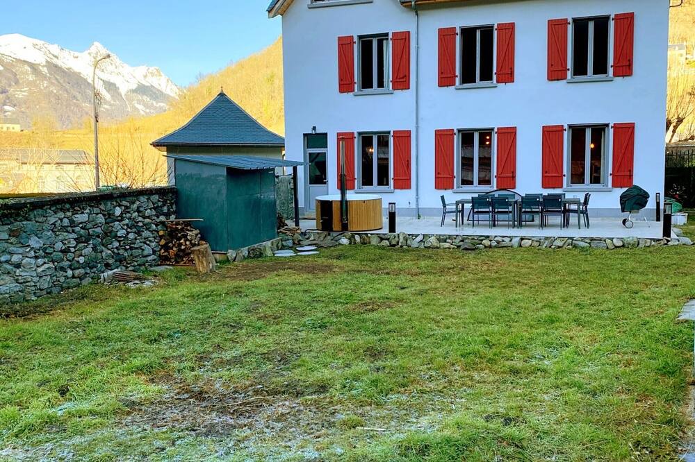 Photo of Outdoor in Esterre