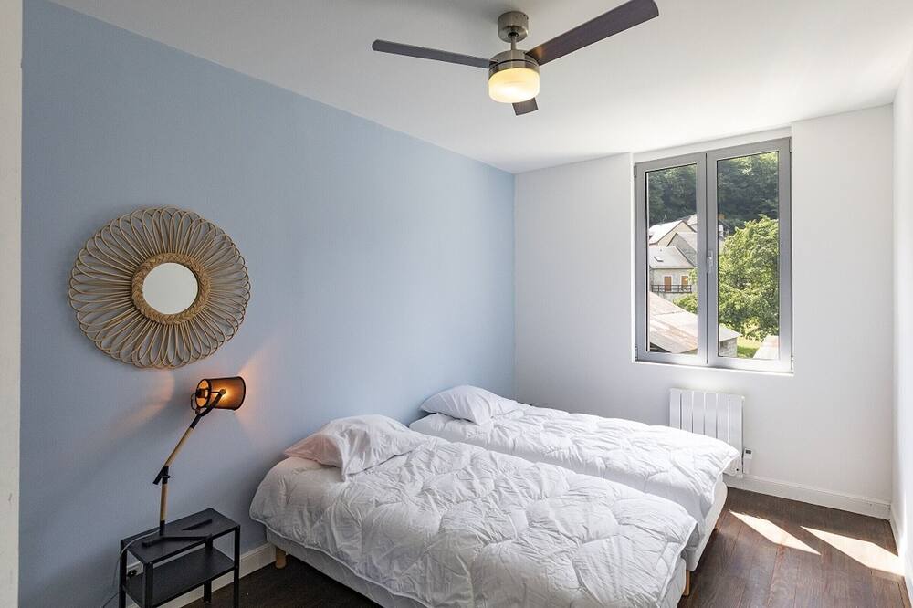 Photo of Bedroom in Esterre