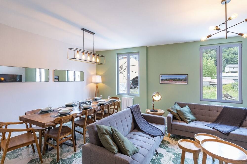 Photo of Livingroom in Esterre