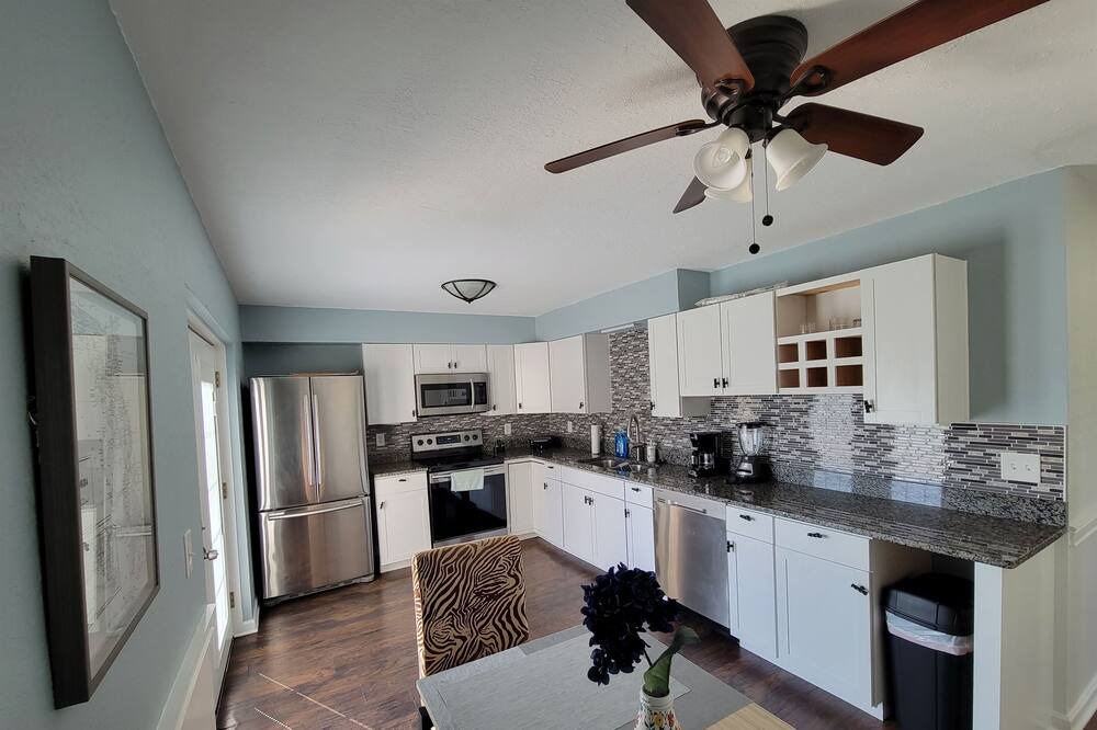 Photo of Kitchen in Bayview