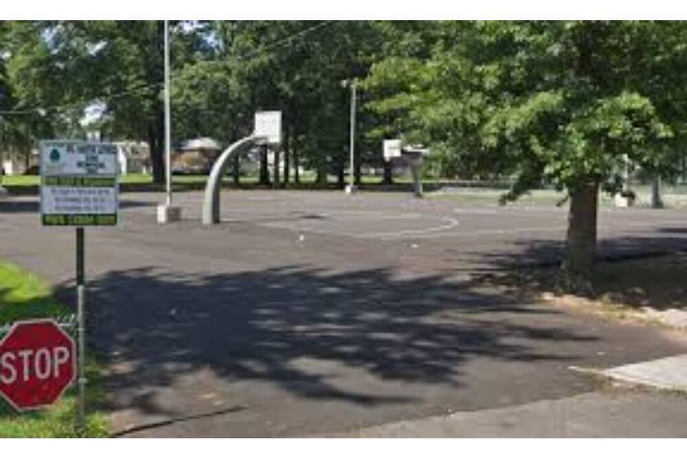 Photo of Others in Linden