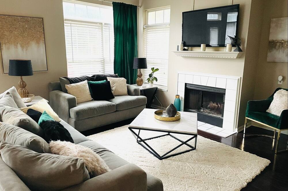 Photo of Livingroom in Wayne