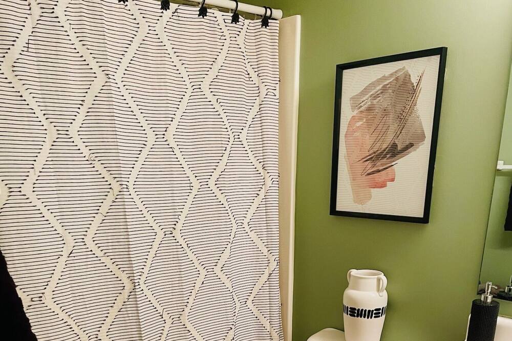 Photo of Bathroom in Wayne