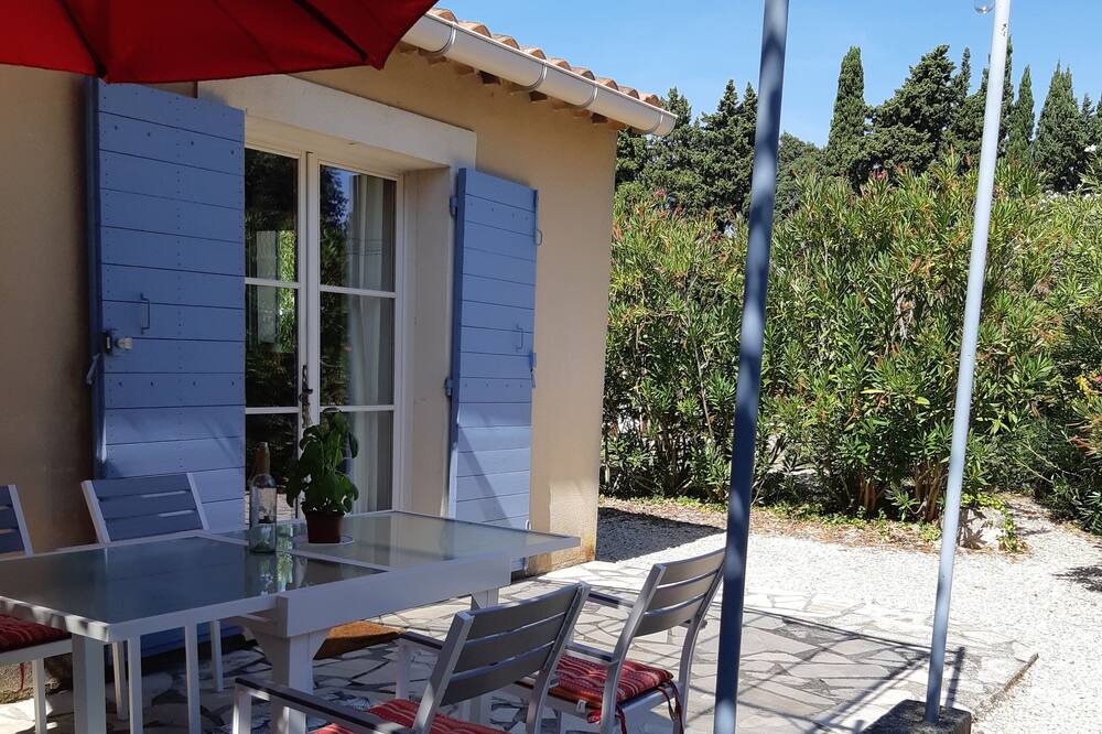 Photo of Patio Balcony in Loriol-du-Comtat