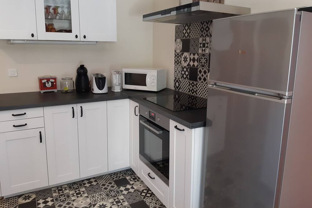 Photo of Kitchen in Loriol-du-Comtat