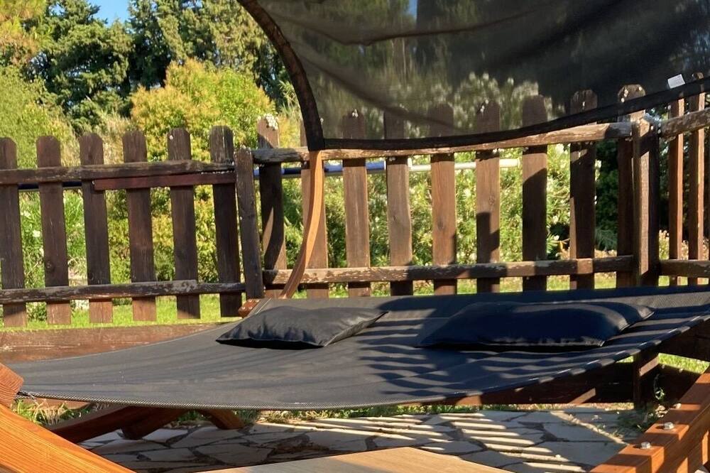 Photo of Outdoor in Loriol-du-Comtat