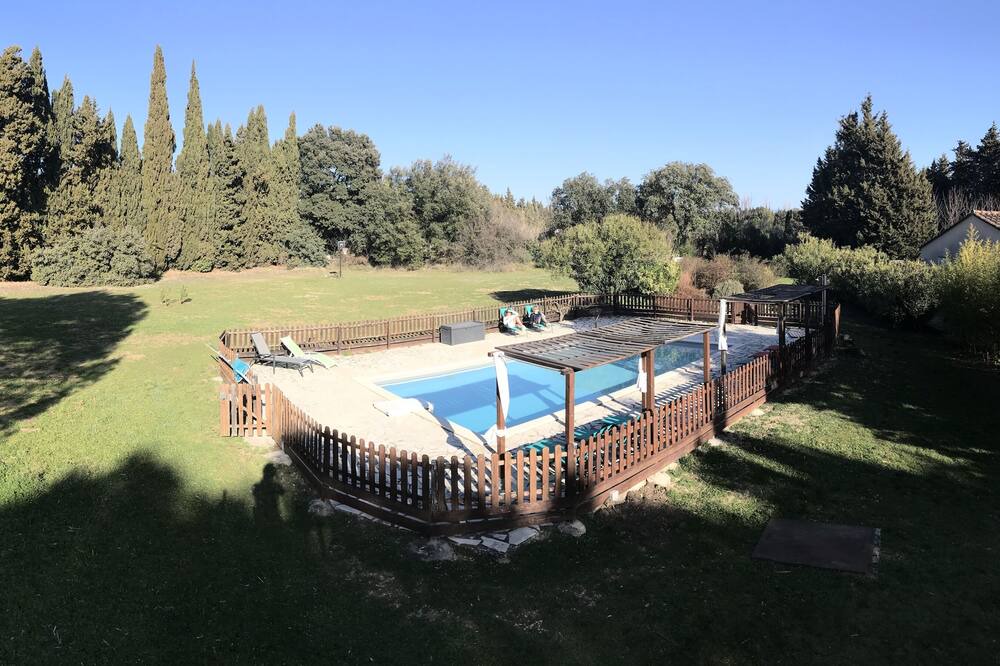 Photo of Outdoor in Loriol-du-Comtat