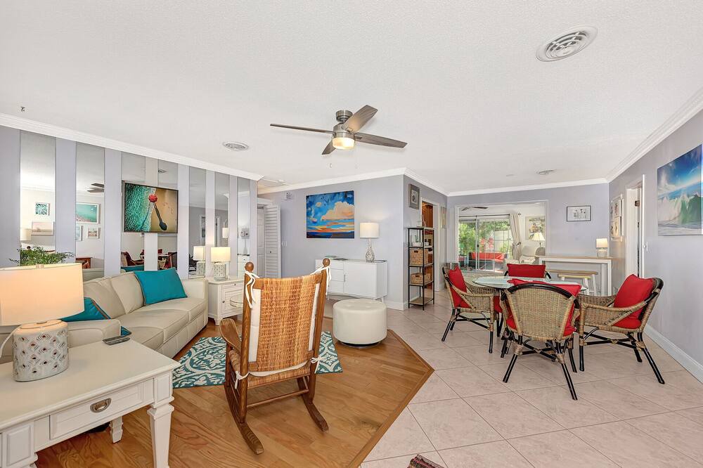 Photo of Livingroom in South Venice