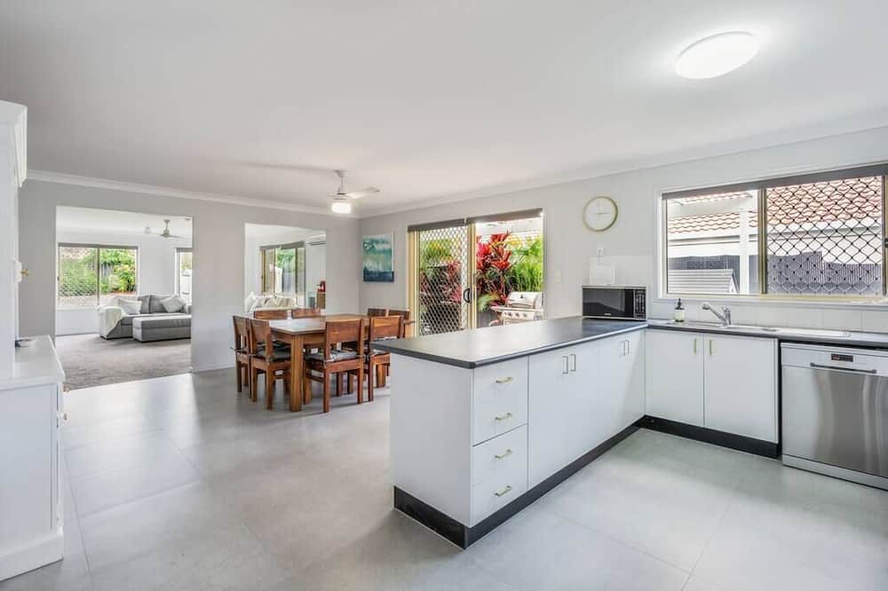 Photo of Others in Upper Coomera