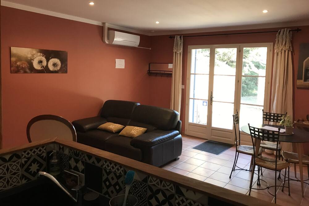 Photo of Others in Loriol-du-Comtat