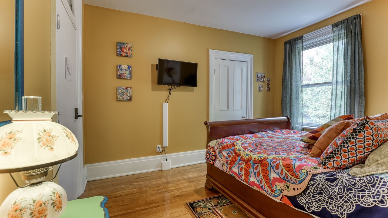 Photo of Bedroom in Gananoque