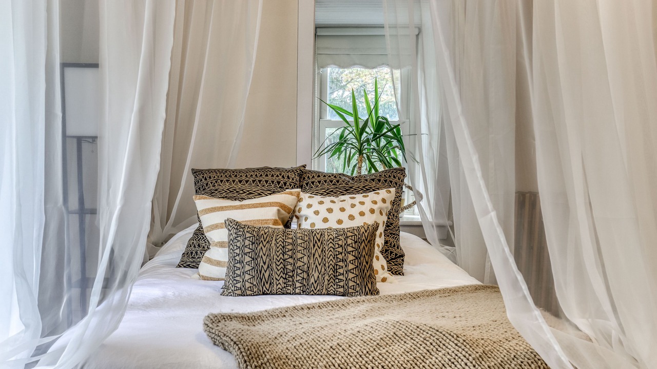 Photo of Bedroom in Gananoque