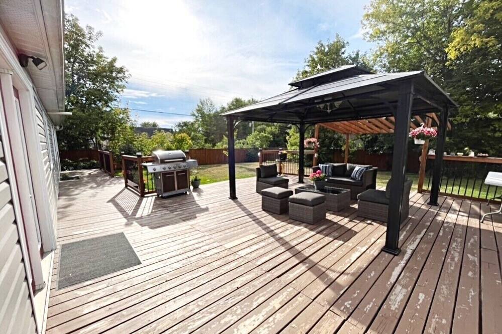 Photo of Patio Balcony in Georgina
