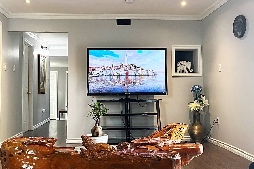 Photo of Livingroom in Georgina