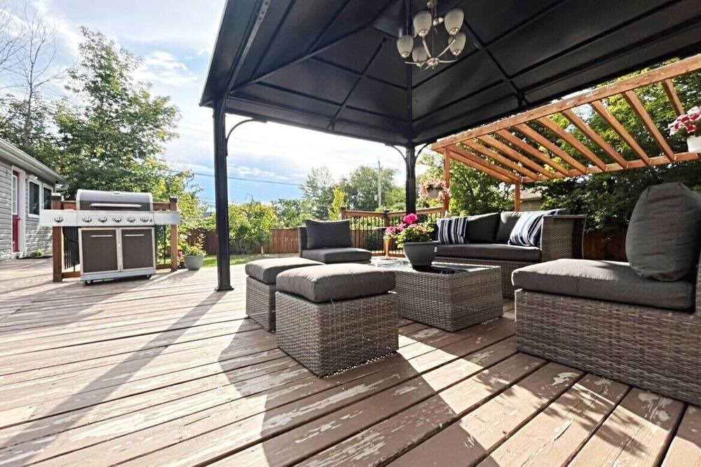 Photo of Patio Balcony in Georgina