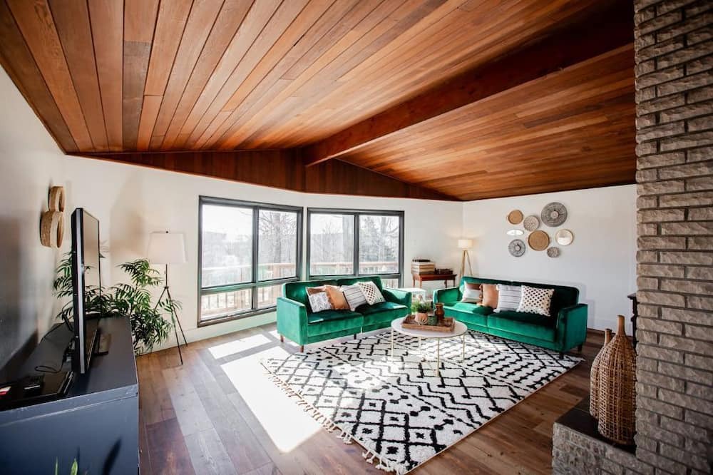Photo of Livingroom in Ironton