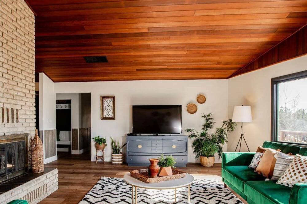 Photo of Livingroom in Ironton