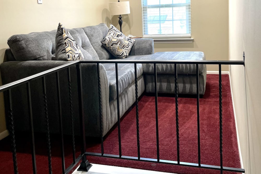 Photo of Others in Grenloch