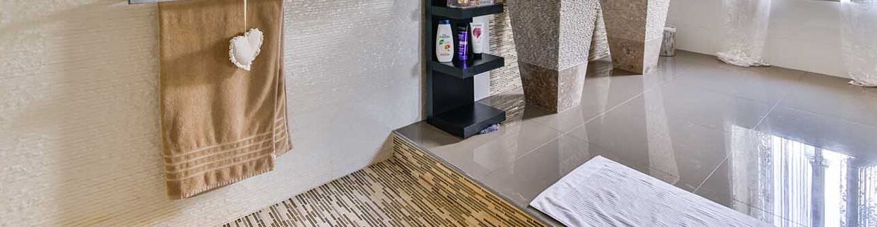 Photo of Bathroom in Saint-Leu-la-Foret