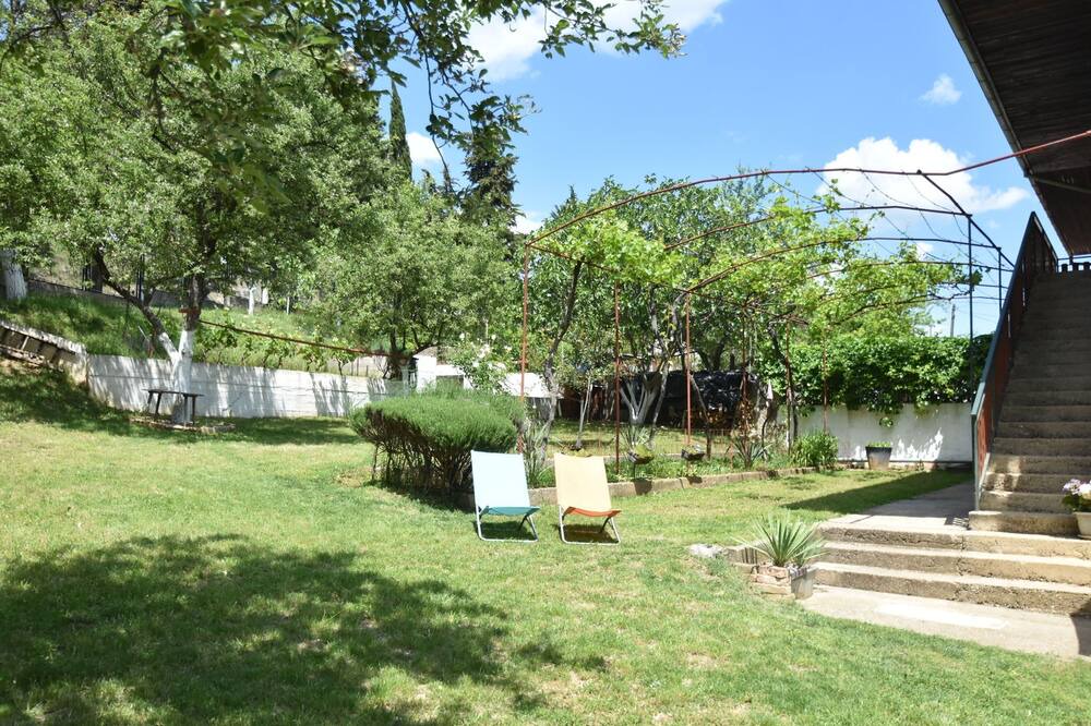 Photo of Outdoor in Cove Parja