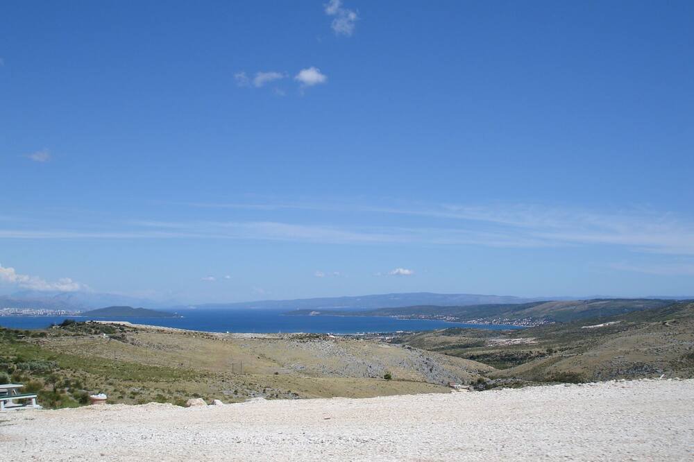 Photo of Others in Cove Parja