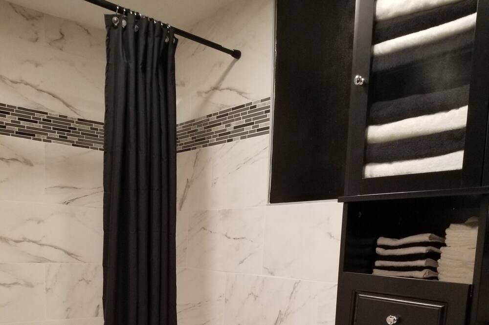 Photo of Bedroom in Upper Darby