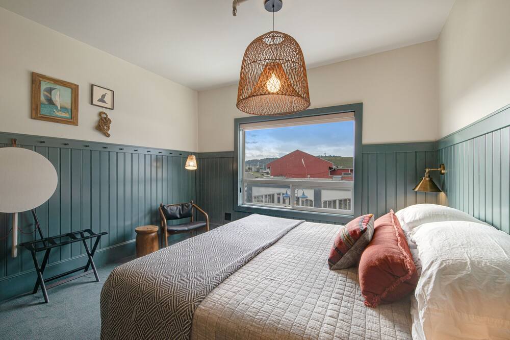 Photo of Others in Poulsbo