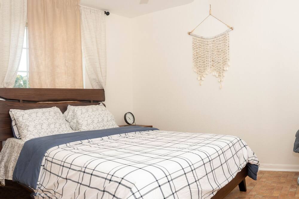 Photo of Bedroom in Georgetown