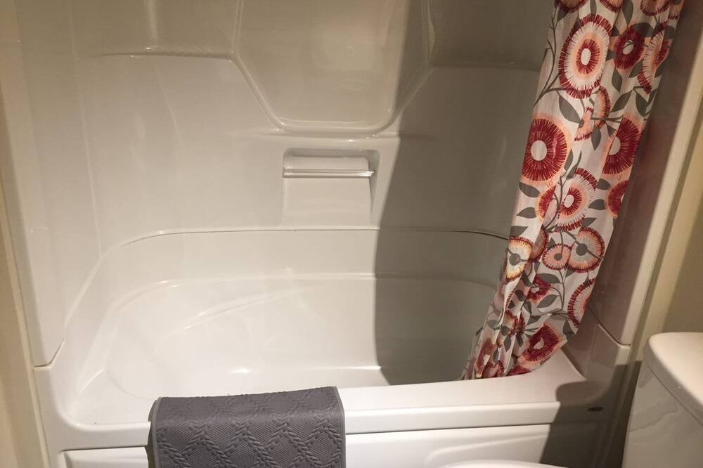 Photo of Bathroom in Brockville