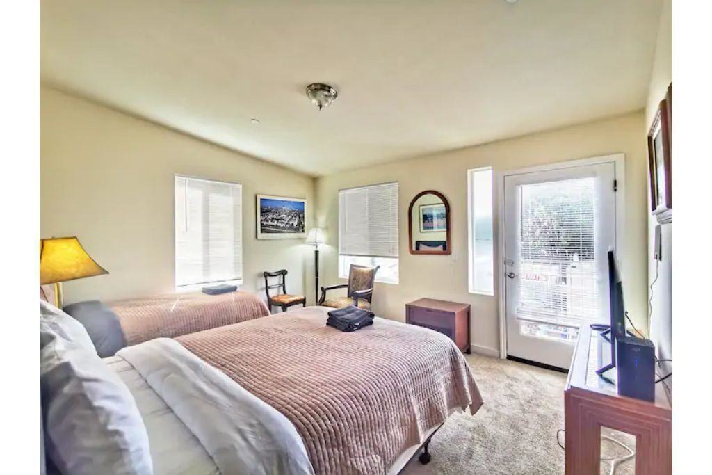 Photo of Others in Downtown