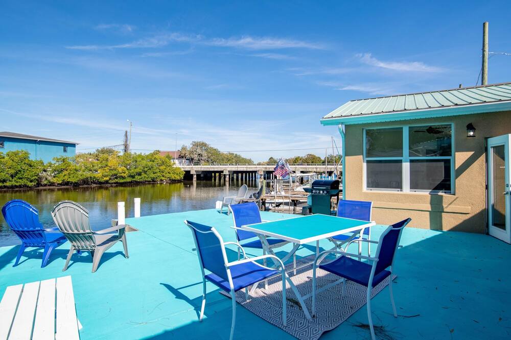 Photo of Outdoor in Tampa