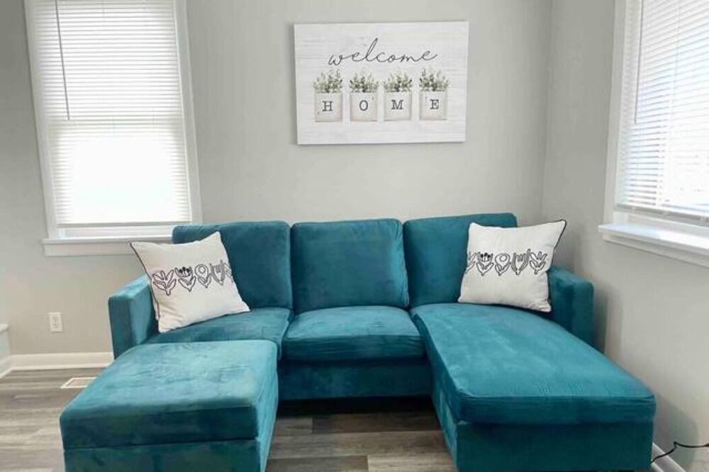 Photo of Livingroom in Franklin