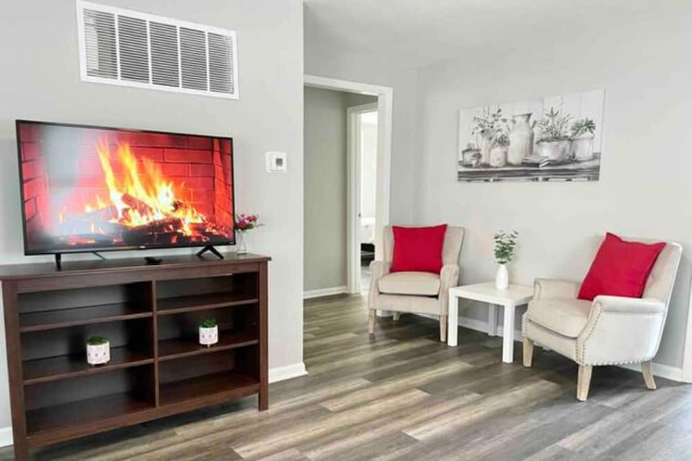 Photo of Livingroom in Franklin