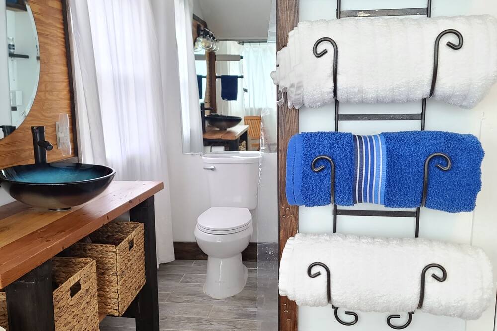 Photo of Others in Oberlin