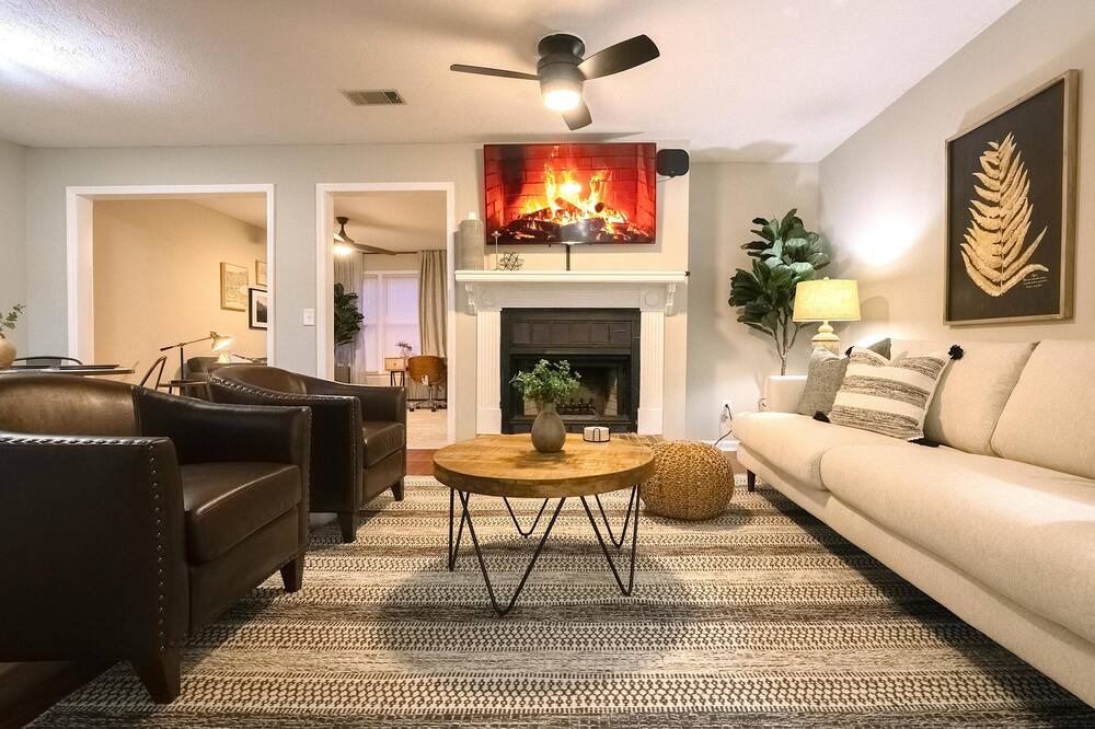 Photo of Bedroom in Warner Robins