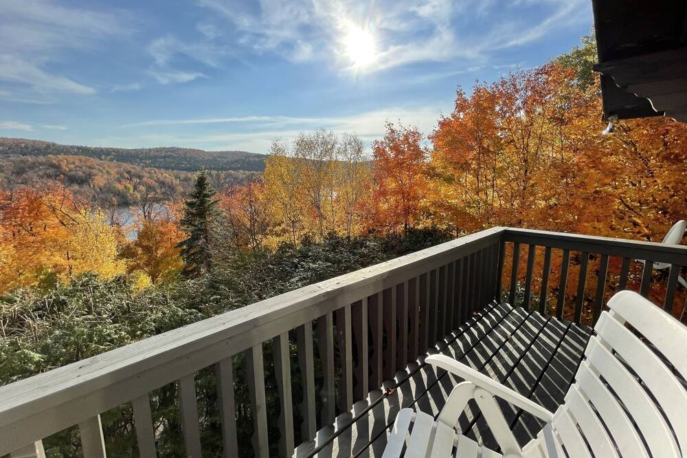 Photo of Patio Balcony in Sainte-Agathe-des-Monts