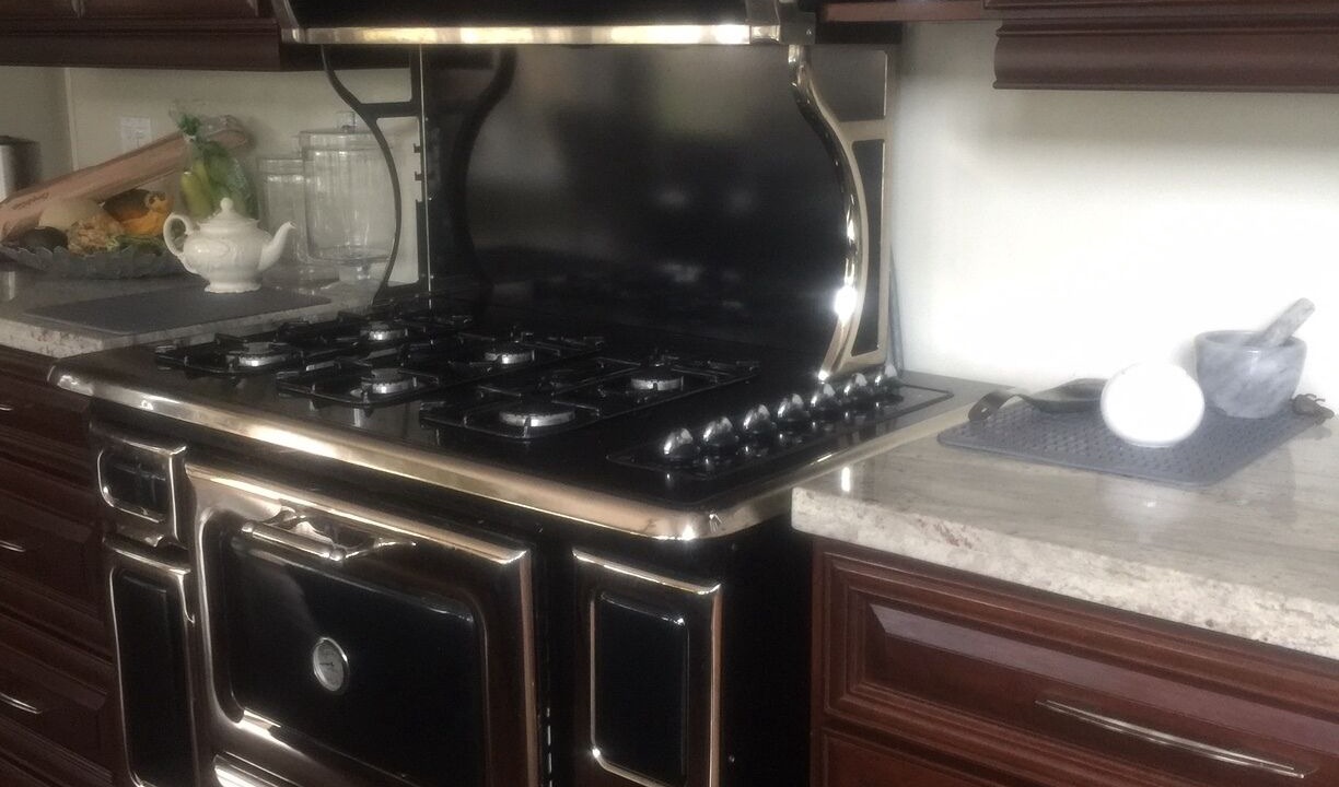 Photo of Kitchen in McKellar
