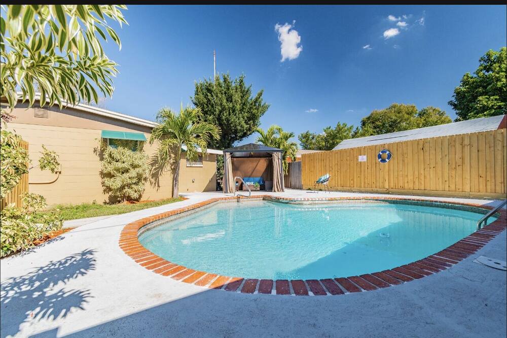 Photo of Outdoor in Tampa