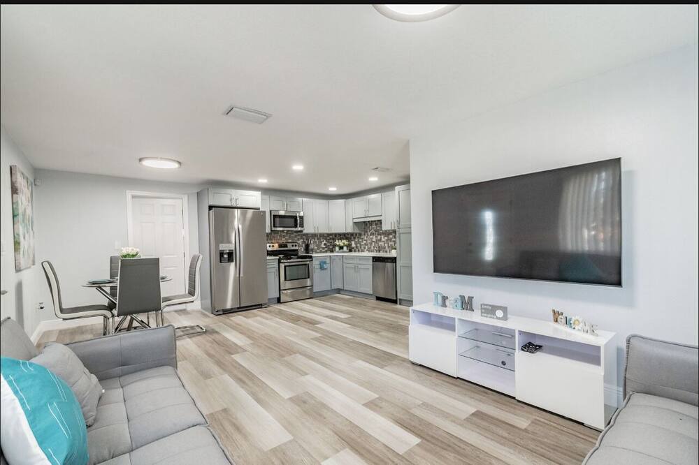 Photo of Livingroom in Tampa